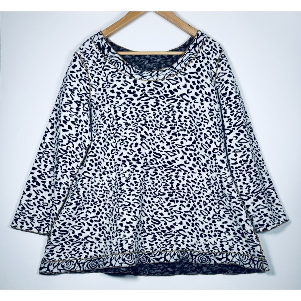 Noblu Swing Top Women Small White Black Animal Print Cotton Made in USA Oversize